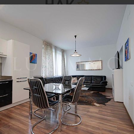 A Lovely 2 Bedroom Apartment In The Heart Of Sofya Dış mekan fotoğraf