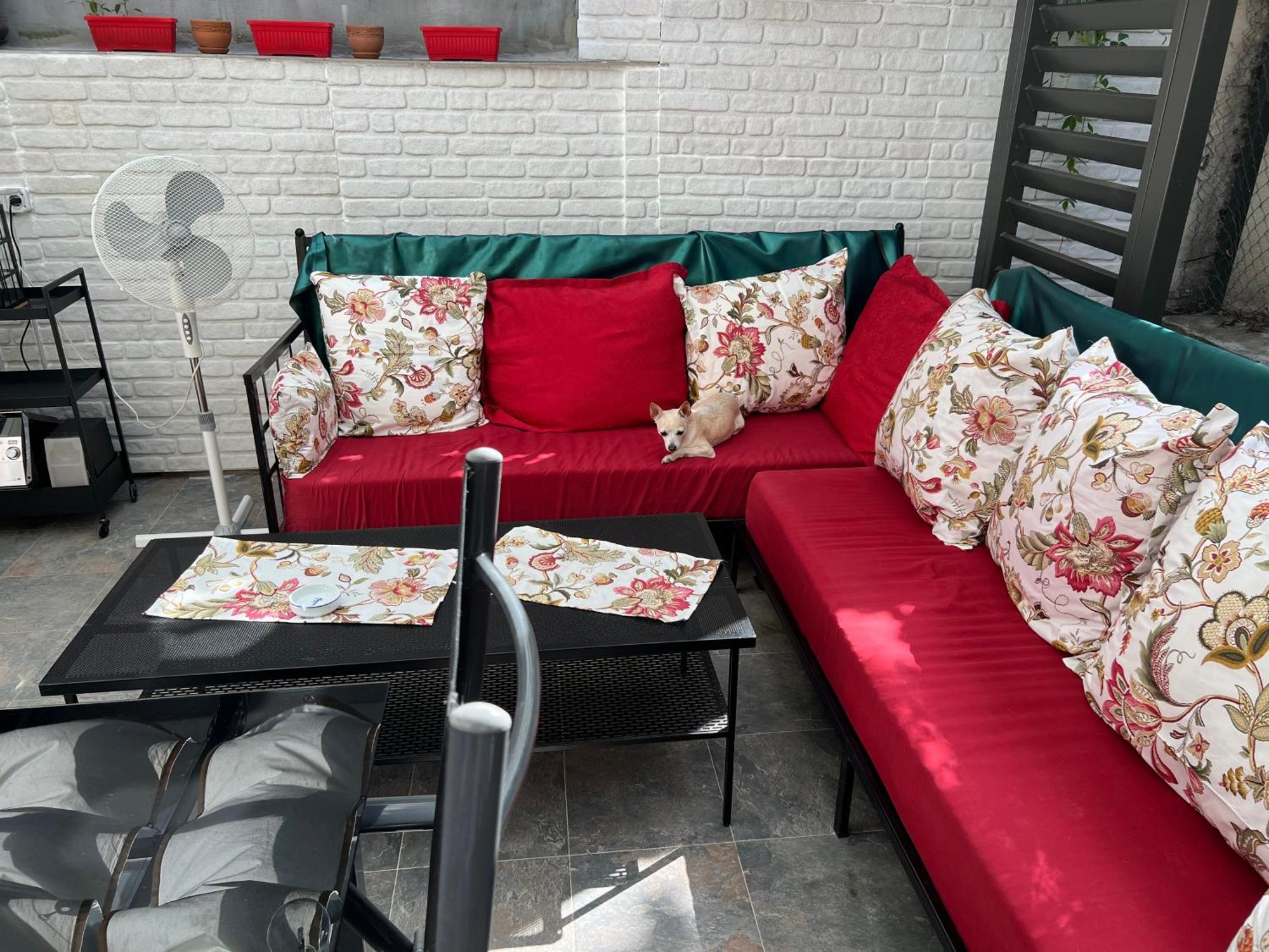 A Lovely 2 Bedroom Apartment In The Heart Of Sofya Dış mekan fotoğraf